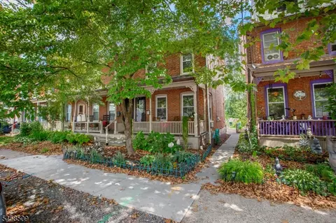 266 N Union St, Lambertville, NJ 08530