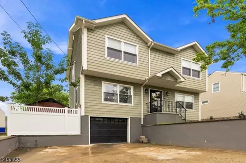 160 Arlington Blvd, North Arlington, NJ 07031