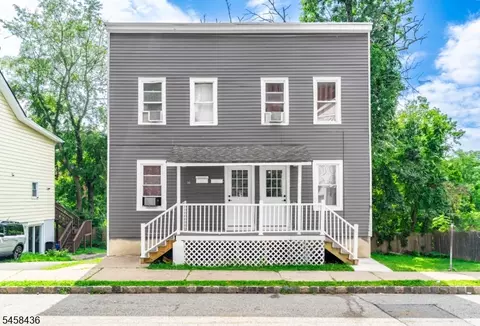 30 Willow St, Morristown, NJ 07960