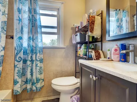 Bath - 606 E 3rd Ave, Roselle, NJ 07203 photo 2 of 2