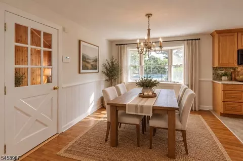 Dining - 25 Fairview Dr E, Basking Ridge, NJ 07920 photo 1 of 1