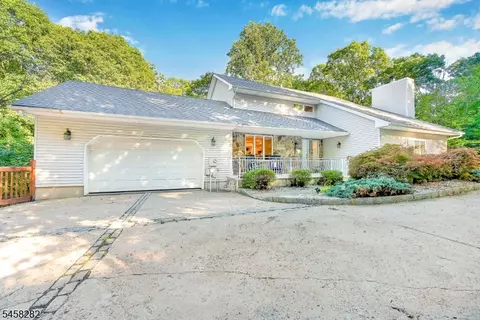 Exterior - 10 Catherine Ter, Byram Twp, NJ 07821 photo 2 of 12