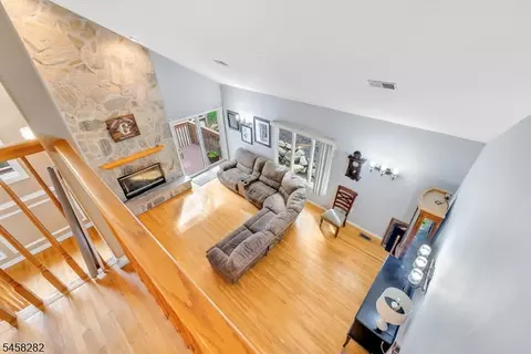 Entry Way - 10 Catherine Ter, Byram Twp, NJ 07821 photo 4 of 7