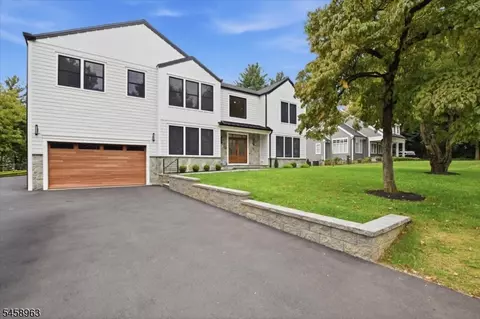 32 Felch Rd, Florham Park, NJ 07932