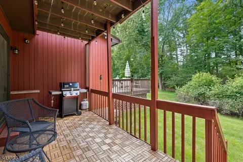 Exterior - 23 Butternut Dr, Wayne, NJ 07470 photo 5 of 5