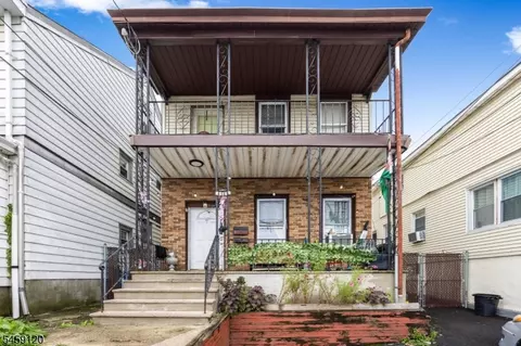 384 Getty Ave, Paterson, NJ 07503