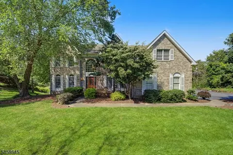 52 Nicole Dr, Denville, NJ 07834