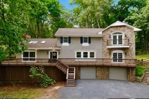 27 Sidney School Rd, Annandale, NJ 08801