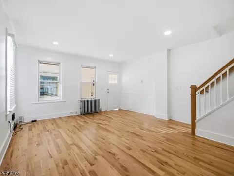 Living - 57 Morris Ave, Summit, NJ 07901 photo 2 of 3