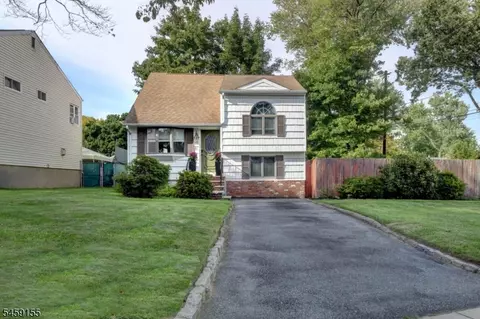 37 Bound Brook Rd, Parsippany, NJ 07054