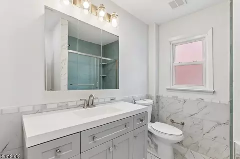 Bath - 84 Howard Pl, Nutley, NJ 07110 photo 5 of 6