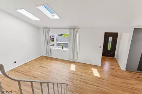 Living - 84 Howard Pl, Nutley, NJ 07110 photo 6 of 9