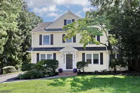 530 Rock Rd, Glen Rock, NJ 07452