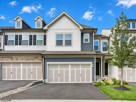 8 Dahlia Dr, Warren, NJ 07059