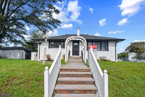 51 Totowa Ave, Paterson, NJ 07502