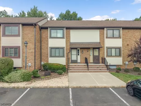 850 Robin Rd, Hillsborough, NJ 08844