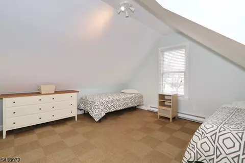 Bedroom - 28 Glenside Ave, Summit, NJ 07901 photo 5 of 6