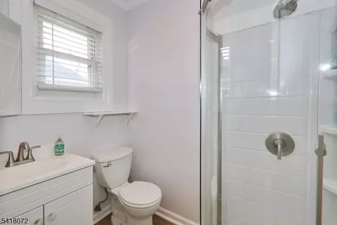 Bath - 28 Glenside Ave, Summit, NJ 07901 photo 2 of 3