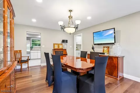 Dining - 12 Clearwater Dr, Wayne, NJ 07470 photo 2 of 6