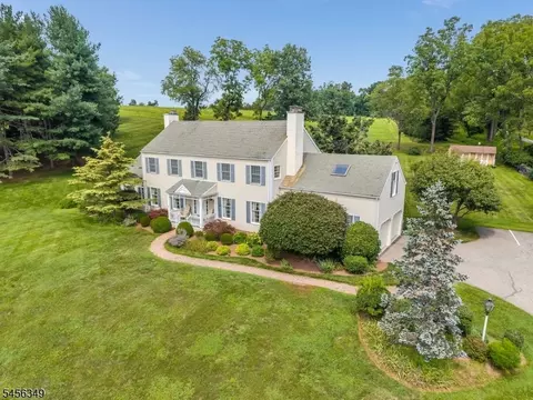 219 Sandy Ridge Mount Airy, Stockton, NJ 08559
