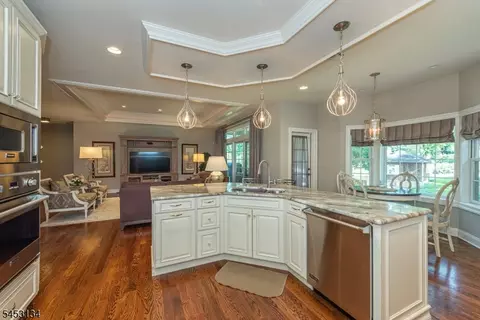 Kitchen - 7 Dehart Ct, Wayne, NJ 07470 photo 1 of 5