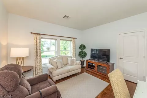 Other - 7 Dehart Ct, Wayne, NJ 07470 photo 3 of 6