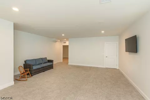 Other - 7 Dehart Ct, Wayne, NJ 07470 photo 4 of 6