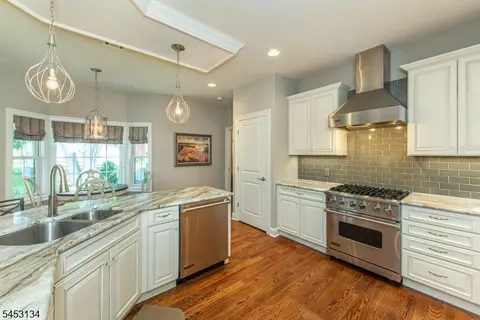 Kitchen - 7 Dehart Ct, Wayne, NJ 07470 photo 3 of 5