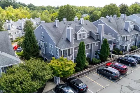 1293 Paddington Rd, Mahwah, NJ 07430