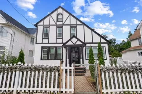 100 W Clinton St, Dover, NJ 07801