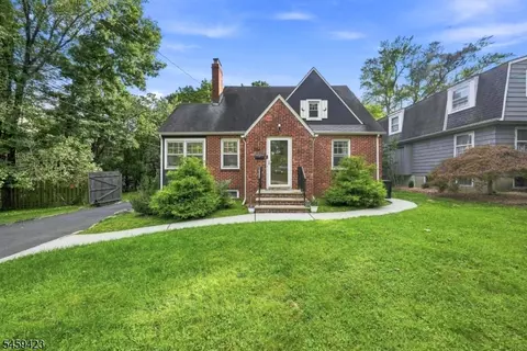 724 Eagle Rock Ave, West Orange, NJ 07052