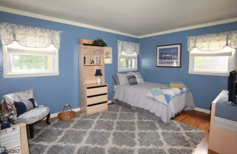 Bedroom - 389 Meisel Ave, Springfield, NJ 07081 photo 1 of 6