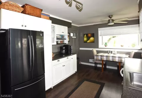 Kitchen - 389 Meisel Ave, Springfield, NJ 07081 photo 1 of 3