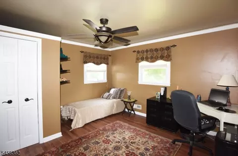 Bedroom - 389 Meisel Ave, Springfield, NJ 07081 photo 5 of 6