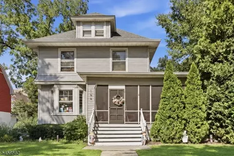 166 Bergen Ave, Ridgefield Park, NJ 07660