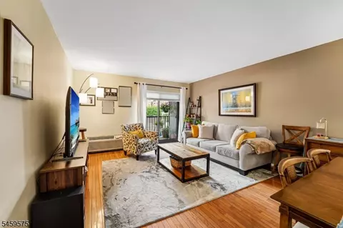 Living - 300 Park St #1F, Hackensack, NJ 07601 photo 2 of 5