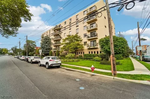 Exterior - 300 Park St #1F, Hackensack, NJ 07601 photo 4 of 4