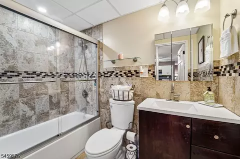 Bath - 300 Park St #1F, Hackensack, NJ 07601 photo 1 of 1