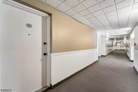 Entry Way - 300 Park St #1F, Hackensack, NJ 07601 photo 3 of 5