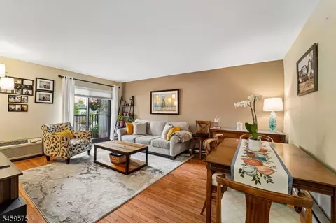 Living - 300 Park St #1F, Hackensack, NJ 07601 photo 1 of 5