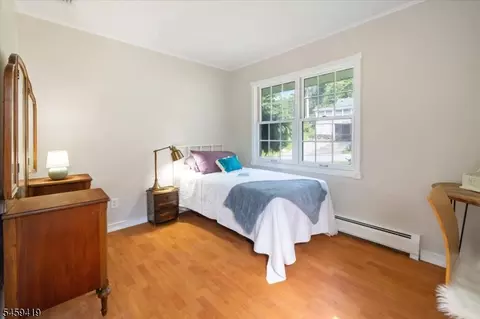 Bedroom - 30 Laurel Dr, Wayne, NJ 07470 photo 7 of 8
