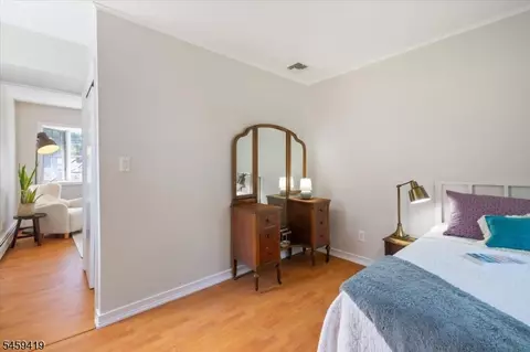 Bedroom - 30 Laurel Dr, Wayne, NJ 07470 photo 6 of 8