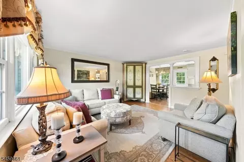 Living - 17 Middle Ave, Summit, NJ 07901 photo 1 of 2