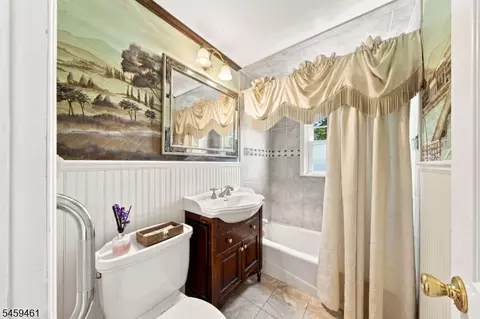Bath - 17 Middle Ave, Summit, NJ 07901 photo 1 of 2