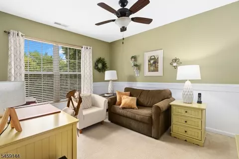Bedroom - 774 Featherbed Ln, Clark, NJ 07066 photo 5 of 5