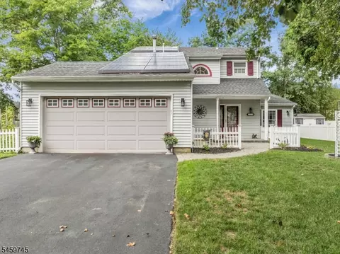 10 Metedeconk Rd, Howell Twp, NJ 07731