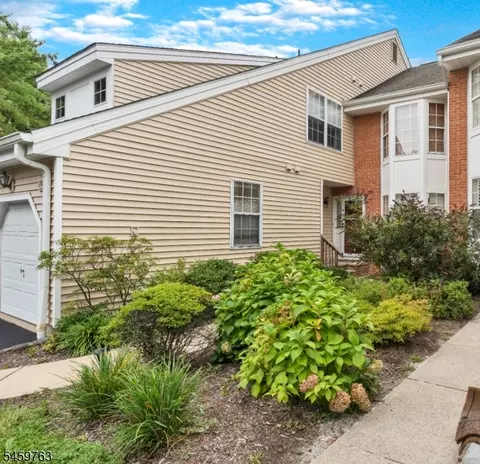 198 Zeppi Ln, West Orange, NJ 07052