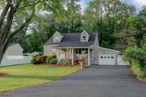 146 Boonton Tpke, Lincoln Park, NJ 07035