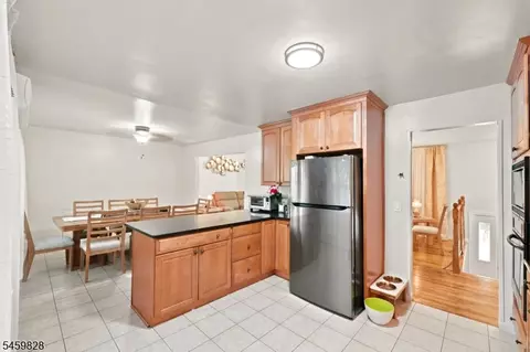 Kitchen - 8 Ridge Rd, Hackettstown, NJ 07840 photo 3 of 5