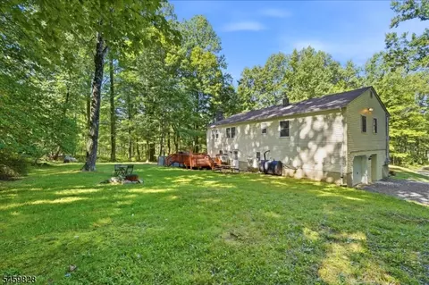 Exterior - 8 Ridge Rd, Hackettstown, NJ 07840 photo 2 of 3